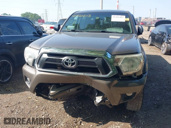 2014 Toyota Tacoma with VIN 5TFLU4EN2EX108616, listed as a IAAI auction lot 42456403 with 112,074 mi miles and . Bid and sale history available at DreamBid. Image 6.