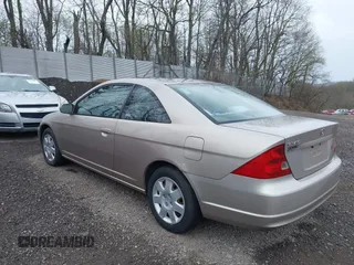 2002 Honda Civic EX with VIN 1HGEM22962L100284, listed as a IAAI auction lot 42094951 with 180,505 mi miles. Bid and sale history available at carsss.com. Image 3.