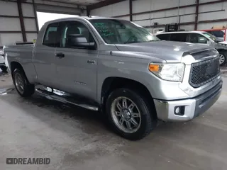 2016 Toyota Tundra 2WD Truck SR5 with VIN 5TFRW5F1XGX212098, listed as a IAAI auction lot 41178718 with NaN miles. Bid and sale history available at carsss.com. Image 1.