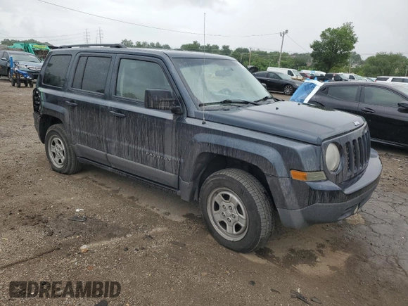2014 Jeep Patriot Sport with VIN 1C4NJPBA0ED601488, listed as a Copart auction lot 63791785 with 204,926 mi miles and Salvage title. Bid and sale history available at DreamBid. Image 4.