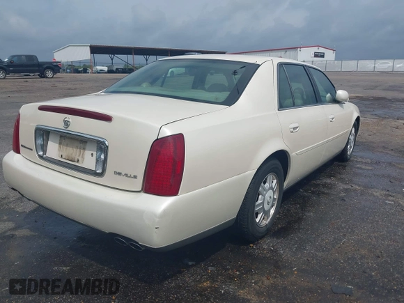 2003 Cadillac DeVille z VIN 1G6KD54Y03U182728, wystawiony jako IAAI lot #42080577 z przebiegiem 193 152 mil mil oraz . Historia ofert i sprzedaży dostępna na DreamBid. Obrazek 4.
