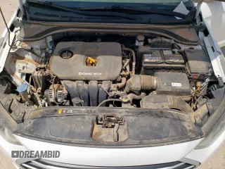 2017 Hyundai Elantra SE z VIN 5NPD74LF9HH140244, wystawiony jako Copart lot #57843945 z przebiegiem 151 763 mil mil oraz Szkoda całkowita • Salvage title. Historia ofert i sprzedaży dostępna na DreamBid. Obrazek 11.