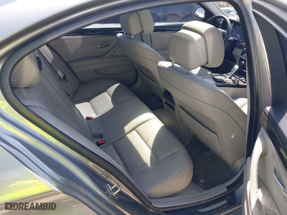 2012 BMW 5 Series 528i with VIN WBAXG5C50CDX06006, listed as a IAAI auction lot 41862588 with 159,221 mi miles. Bid and sale history available at carsss.com. Image 8.