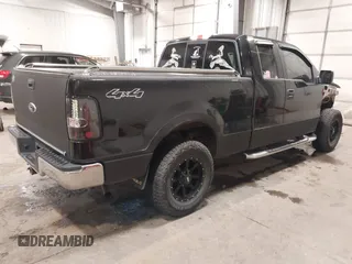 2006 Ford F-150 XLT with VIN 1FTPX14V66NB67190, listed as a IAAI auction lot 41152278 with 260,036 mi miles. Bid and sale history available at carsss.com. Image 4.