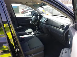 2019 Honda Ridgeline Sport with VIN 5FPYK2F12KB007990, listed as a IAAI auction lot 41828709 with 67,736 mi miles and . Bid and sale history available at DreamBid. Image 5.