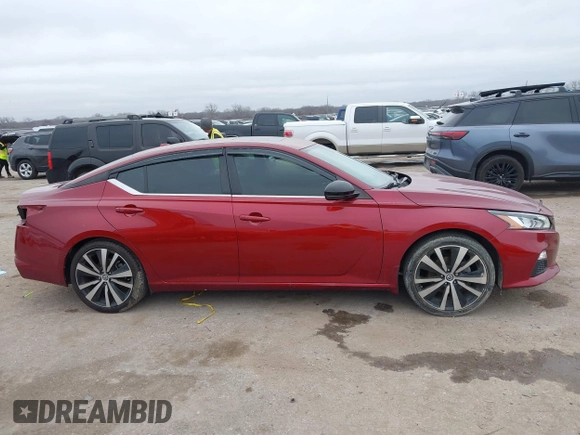 2019 Nissan Altima 2.5 SR with VIN 1N4BL4CV8KC130694, listed as a IAAI auction lot 41470674 with 44,827 mi miles. Bid and sale history available at carsss.com. Image 13.