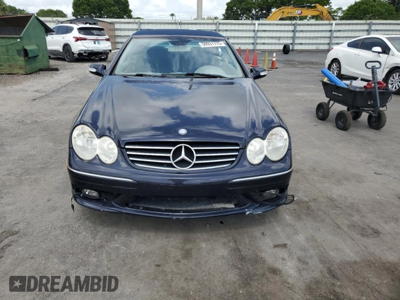2005 Mercedes-Benz CLK 500 with VIN WDBTK75G65T040674, listed as a Copart auction lot 59931775 with 672 mi miles and Clean title. Bid and sale history available at DreamBid. Image 5.