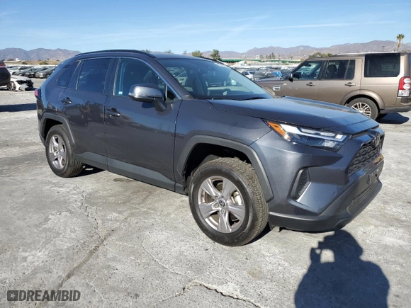 2022 Toyota RAV4 XLE with VIN 2T3W1RFV8NW206412, listed as a Copart auction lot 42016035 with 63,808 mi miles and Salvage Title. Bid and sale history available at carsss.com. Image 4.