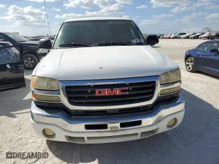 2006 GMC Sierra 2500HD Work Truck with VIN 1GTHC24U46E100066, listed as a Copart auction lot 76745734 with 97,670 mi miles and Clean Title. Bid and sale history available at carsss.com. Image 5.