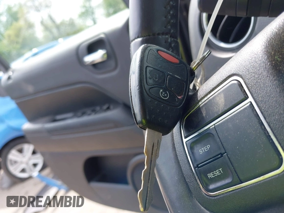 2014 Jeep Patriot Latitude with VIN 1C4NJRFB3ED847997, listed as a IAAI auction lot 42109140 with 121,299 mi miles and . Bid and sale history available at carsss.com. Image 11.