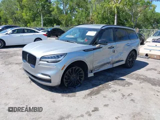 2022 Lincoln Aviator Reserve z VIN 5LM5J7WC8NGL12197, wystawiony jako IAAI lot #41791410 z przebiegiem 68 201 mil mil oraz . Historia ofert i sprzedaży dostępna na DreamBid. Obrazek 18.