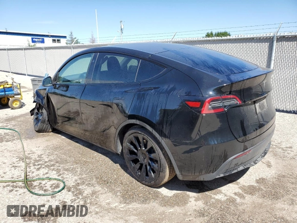 2024 Tesla Model Y z VIN 7SAYGDEDXRF991226, wystawiony jako Copart lot #62090255 z przebiegiem 42 853 mil mil oraz Szkoda całkowita • Salvage title. Historia ofert i sprzedaży dostępna na DreamBid. Obrazek 2.