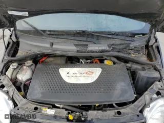 2015 FIAT 500e with VIN 3C3CFFGE3FT642311, listed as a Copart auction lot 82676164 with 27,925 mi miles and Clean Title. Bid and sale history available at carsss.com. Image 12.
