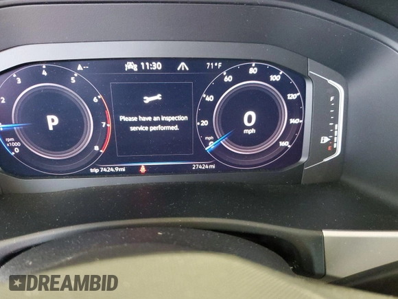 2023 Volkswagen Atlas SE z VIN 1V2HR2CA5PC527628, wystawiony jako IAAI lot #42569146 z przebiegiem 27 424 mil mil oraz . Historia ofert i sprzedaży dostępna na DreamBid. Obrazek 23.
