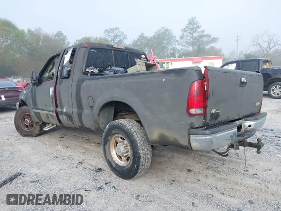 2003 Ford F-250 XL с VIN 1FTNX21P93EC92473, выставлен на аукционе IAAI как лот 41801195 с пробегом Не указан миль и . История ставок и продаж доступна на DreamBid. Изображение 3.