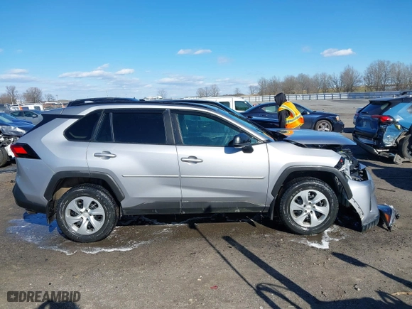2021 Toyota RAV4 LE with VIN 2T3H1RFV1MC099020, listed as a IAAI auction lot 41708543 with 83,347 mi miles. Bid and sale history available at carsss.com. Image 13.