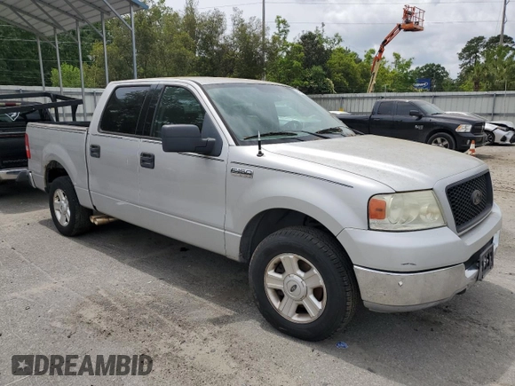 2004 Ford F-150 XLT with VIN 1FTRW12W34KC97272, listed as a Copart auction lot 54005615 with 258,603 mi miles and Clean Title. Bid and sale history available at carsss.com. Image 4.