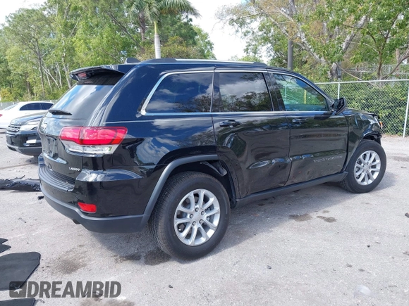 2021 Jeep Grand Cherokee Laredo X with VIN 1C4RJEAG5MC843953, listed as a IAAI auction lot 41558914 with 28,188 mi miles. Bid and sale history available at carsss.com. Image 4.