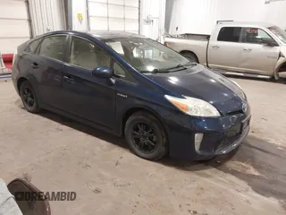 2014 Toyota Prius Four z VIN JTDKN3DU1E1738531, wystawiony jako IAAI lot #40945456 z przebiegiem 152 210 mil mil oraz . Historia ofert i sprzedaży dostępna na DreamBid. Obrazek 1.