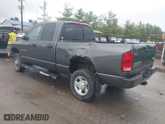 2003 Dodge Ram 2500 ST with VIN 3D7KU28CX3G821085, listed as a IAAI auction lot 41966499 with 293,276 mi miles. Bid and sale history available at carsss.com. Image 3.