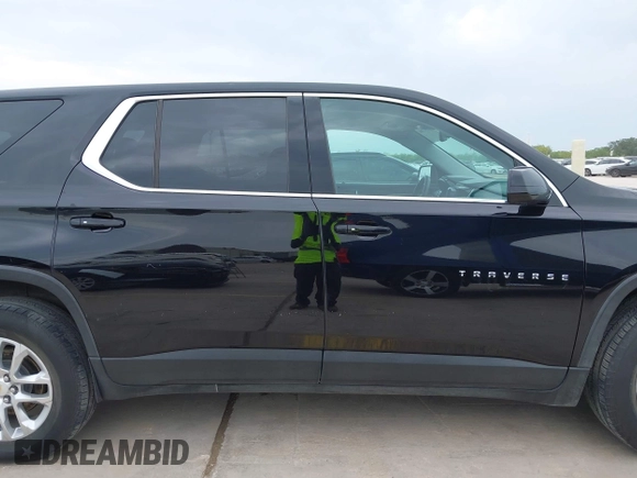 2018 Chevrolet Traverse LS with VIN 1GNERFKW3JJ138537, listed as a IAAI auction lot 42137386 with 119,208 mi miles and . Bid and sale history available at DreamBid. Image 13.