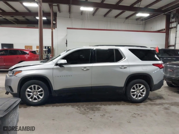 2020 Chevrolet Traverse LT Cloth with VIN 1GNEVGKWXLJ251423, listed as a IAAI auction lot 41650180 with 28,815 mi miles. Bid and sale history available at carsss.com. Image 14.
