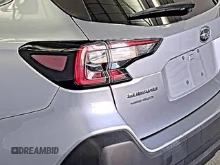 2023 Subaru Outback Premium z VIN 4S4BTADC3P3219422, wystawiony jako IAAI lot #42543312 z przebiegiem 87 556 mil mil oraz . Historia ofert i sprzedaży dostępna na DreamBid. Obrazek 1.