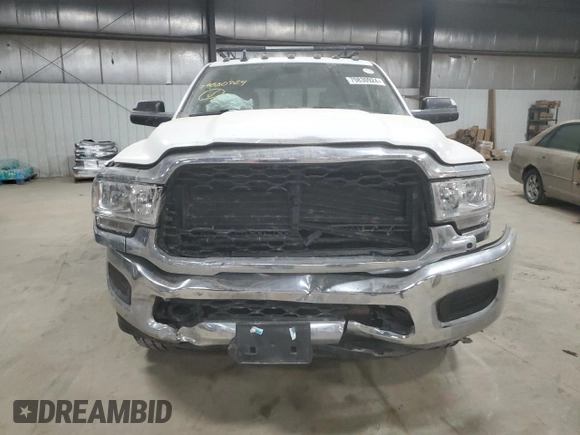 2019 Ram 2500 Tradesman with VIN 3C6UR5HJ2KG633607, listed as a Copart auction lot 79830924 with 123,559 mi miles and Salvage title. Bid and sale history available at DreamBid. Image 5.