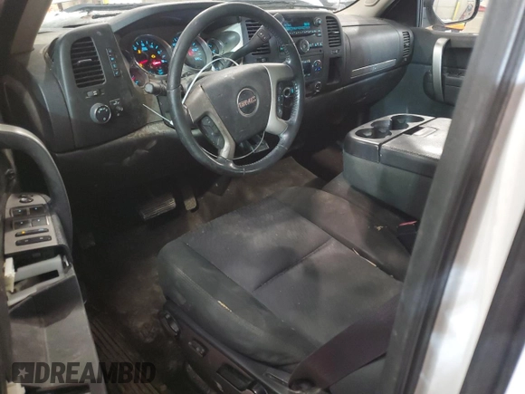 2013 GMC Sierra 1500 SLE z VIN 1GTR2VE71DZ182216, wystawiony jako Copart lot #45119775 z przebiegiem 116 199 mil mil oraz Szkoda całkowita • Salvage title. Historia ofert i sprzedaży dostępna na DreamBid. Obrazek 8.