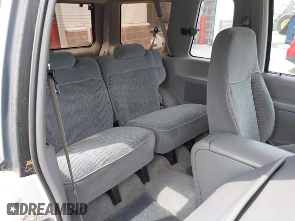 1996 Ford Explorer with VIN 1FMCU24X4TUC82009, listed as a IAAI auction lot 42829672 with 113,106 mi miles and . Bid and sale history available at DreamBid. Image 8.