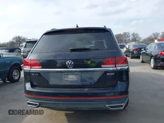 2021 Volkswagen Atlas SE z VIN 1V2HR2CA0MC543876, wystawiony jako IAAI lot #41598298 z przebiegiem 99 171 mil mil oraz . Historia ofert i sprzedaży dostępna na DreamBid. Obrazek 17.