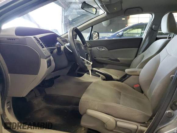 2012 Honda Civic LX z VIN 2HGFB2F59CH313357, wystawiony jako Copart lot #59526905 z przebiegiem 253 322 mil mil oraz Czysty tytuł • Clean title. Historia ofert i sprzedaży dostępna na DreamBid. Obrazek 7.