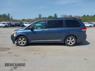 2014 Toyota Sienna LE AAS with VIN 5TDKK3DC1ES436031, listed as a IAAI auction lot 42147191 with 276,821 mi miles. Bid and sale history available at carsss.com. Image 14.