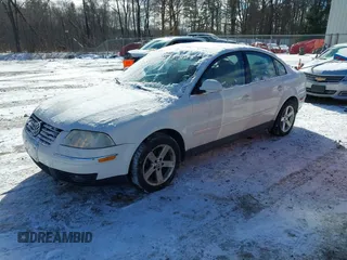 2004 Volkswagen Passat GLX z VIN WVWRH63B74P254107, wystawiony jako IAAI lot #41476148 z przebiegiem 88 359 mil mil oraz . Historia ofert i sprzedaży dostępna na DreamBid. Obrazek 2.