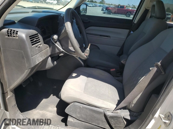 2007 Jeep Patriot Sport z VIN 1J8FT28W87D326324, wystawiony jako Copart lot #57358845 z przebiegiem 201 927 mil mil oraz Szkoda całkowita • Salvage title. Historia ofert i sprzedaży dostępna na DreamBid. Obrazek 7.