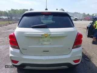 2017 Chevrolet Trax LT with VIN 3GNCJLSB3HL271229, listed as a IAAI auction lot 42011903 with 140,465 mi miles. Bid and sale history available at carsss.com. Image 16.