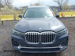 2020 BMW X7 xDrive40i z VIN 5UXCW2C03L9B38605, wystawiony jako IAAI lot #42026801 z przebiegiem 82 394 mil mil oraz . Historia ofert i sprzedaży dostępna na DreamBid. Obrazek 12.