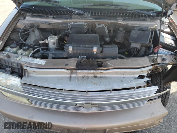 2003 Chevrolet Astro with VIN 1GNDM19X93B144559, listed as a Copart auction lot 50433334 with 177,951 mi miles and Non Repairable. Bid and sale history available at carsss.com. Image 12.