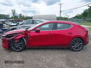 2019 Mazda 3 with VIN JM1BPALM9K1105772, listed as a IAAI auction lot 42350918 with 53,931 mi miles and . Bid and sale history available at DreamBid. Image 14.
