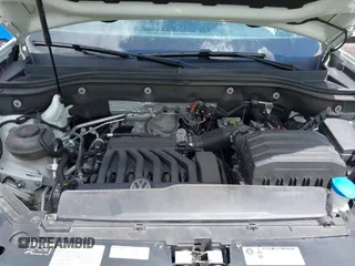 2019 Volkswagen Atlas SE with VIN 1V2WR2CA4KC509962, listed as a IAAI auction lot 42147840 with 67,557 mi miles and . Bid and sale history available at DreamBid. Image 10.