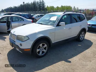 2007 BMW X3 3.0si with VIN WBXPC93497WF26827, listed as a IAAI auction lot 42130088 with 160,852 mi miles. Bid and sale history available at carsss.com. Image 2.
