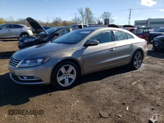 2014 Volkswagen CC Sport with VIN WVWBN7AN6EE504365, listed as a Copart auction lot 81407134 with 107,815 mi miles and Salvage title. Bid and sale history available at DreamBid. Image 1.