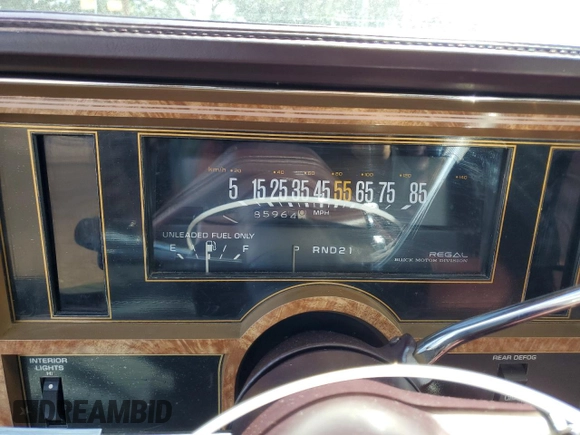 1985 Buick Regal with VIN 1G4GM47A0FP207203, listed as a Copart auction lot 68537724 with 85,964 mi miles and Clean Title. Bid and sale history available at DreamBid. Image 9.