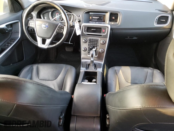2015 Volvo V60 z VIN YV1612SD6F1213017, wystawiony jako Copart lot #78162364 z przebiegiem 140 942 mil mil oraz Szkoda całkowita • Salvage title. Historia ofert i sprzedaży dostępna na DreamBid. Obrazek 8.