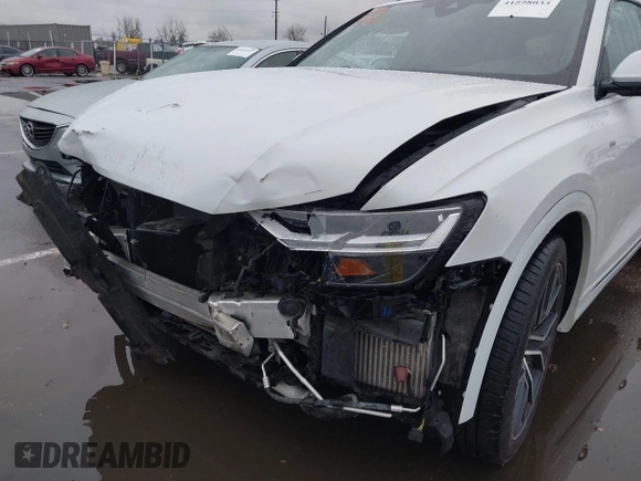 2020 Audi Q8 Premium Plus with VIN WA1EVAF1XLD001371, listed as a IAAI auction lot 41598033 with 39,744 mi miles and . Bid and sale history available at DreamBid. Image 6.