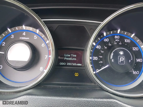 2013 Hyundai Sonata SE with VIN 5NPEC4AC0DH519040, listed as a IAAI auction lot 41934801 with 283,765 mi miles. Bid and sale history available at carsss.com. Image 7.