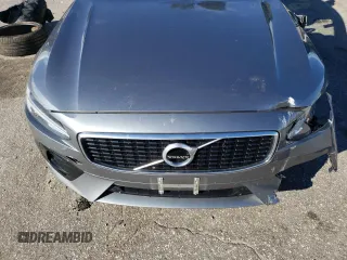 2020 Volvo S90 R-Design with VIN LVYA22MT0LP174296, listed as a Copart auction lot 71896424 with 43,633 mi miles and Salvage Title. Bid and sale history available at carsss.com. Image 11.