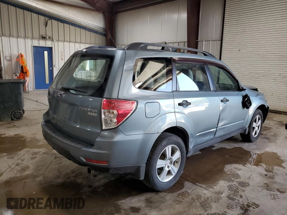 2011 Subaru Forester X z VIN JF2SHABC7BH732386, wystawiony jako Copart lot #55149135 z przebiegiem 191 898 mil mil oraz Szkoda całkowita • Salvage title. Historia ofert i sprzedaży dostępna na DreamBid. Obrazek 3.