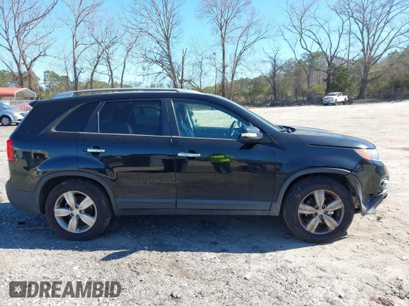 2012 Kia Sorento EX with VIN 5XYKU4A61CG268223, listed as a IAAI auction lot 41673138 with 174,745 mi miles. Bid and sale history available at carsss.com. Image 13.