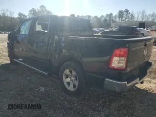 2020 Ram 1500 Big Horn z VIN 1C6RRFFG3LN233051, wystawiony jako Copart lot #89117455 z przebiegiem 43 191 mil mil oraz Szkoda całkowita • Salvage title. Historia ofert i sprzedaży dostępna na DreamBid. Obrazek 2.